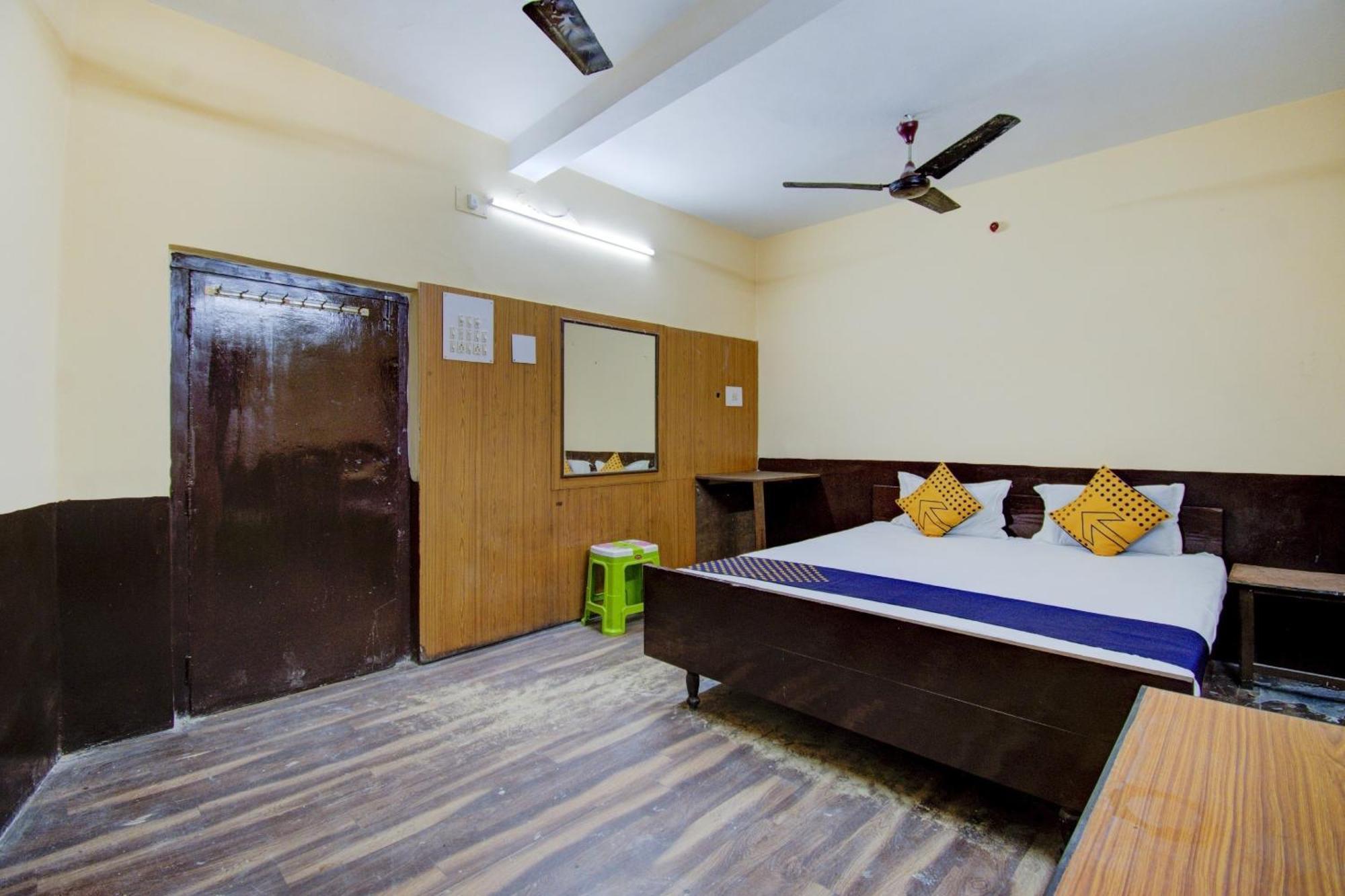 Spot On Dear Hotel Calcutta Calcutta Bara Bazar Dış mekan fotoğraf