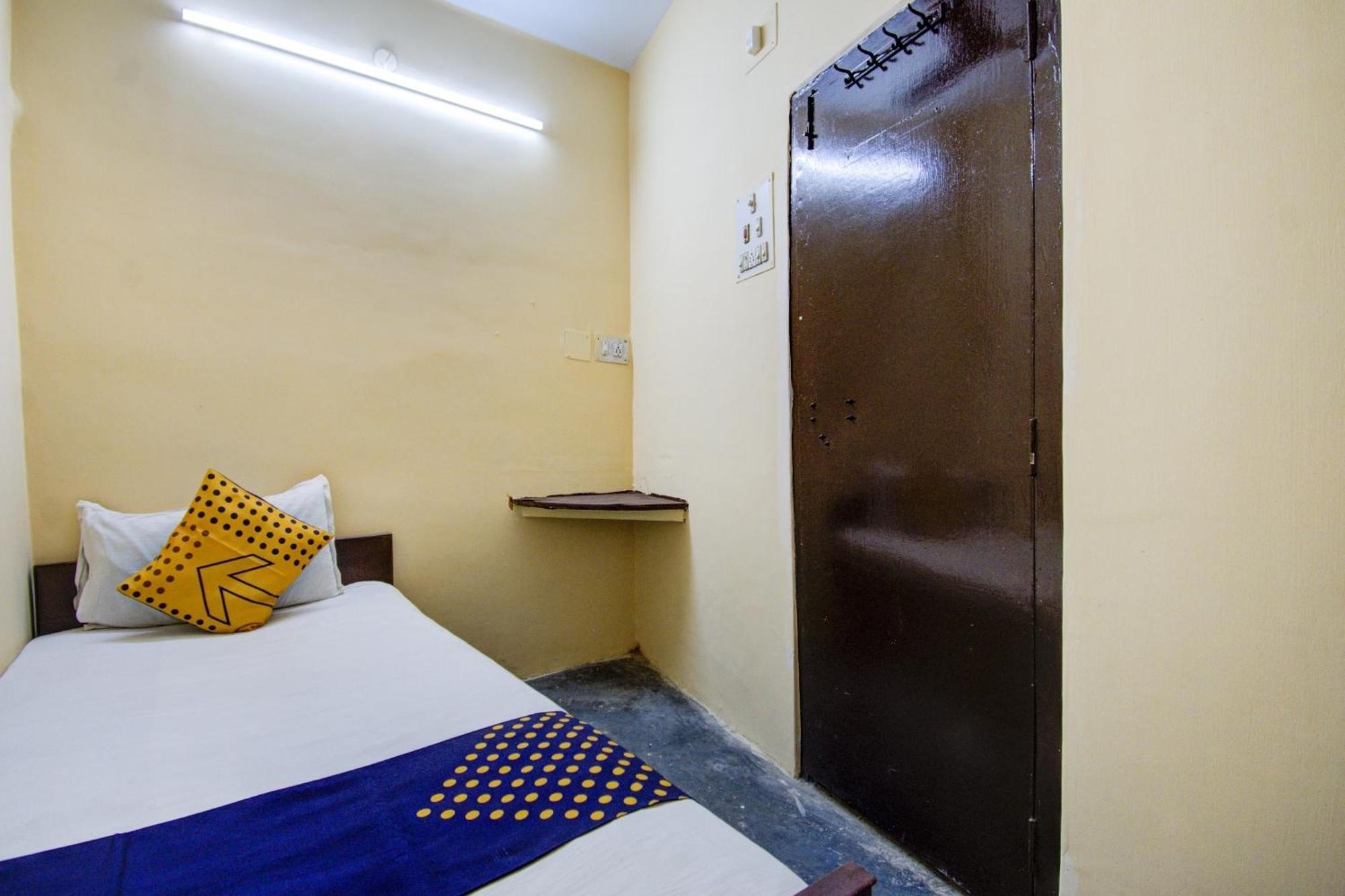 Spot On Dear Hotel Calcutta Calcutta Bara Bazar Dış mekan fotoğraf