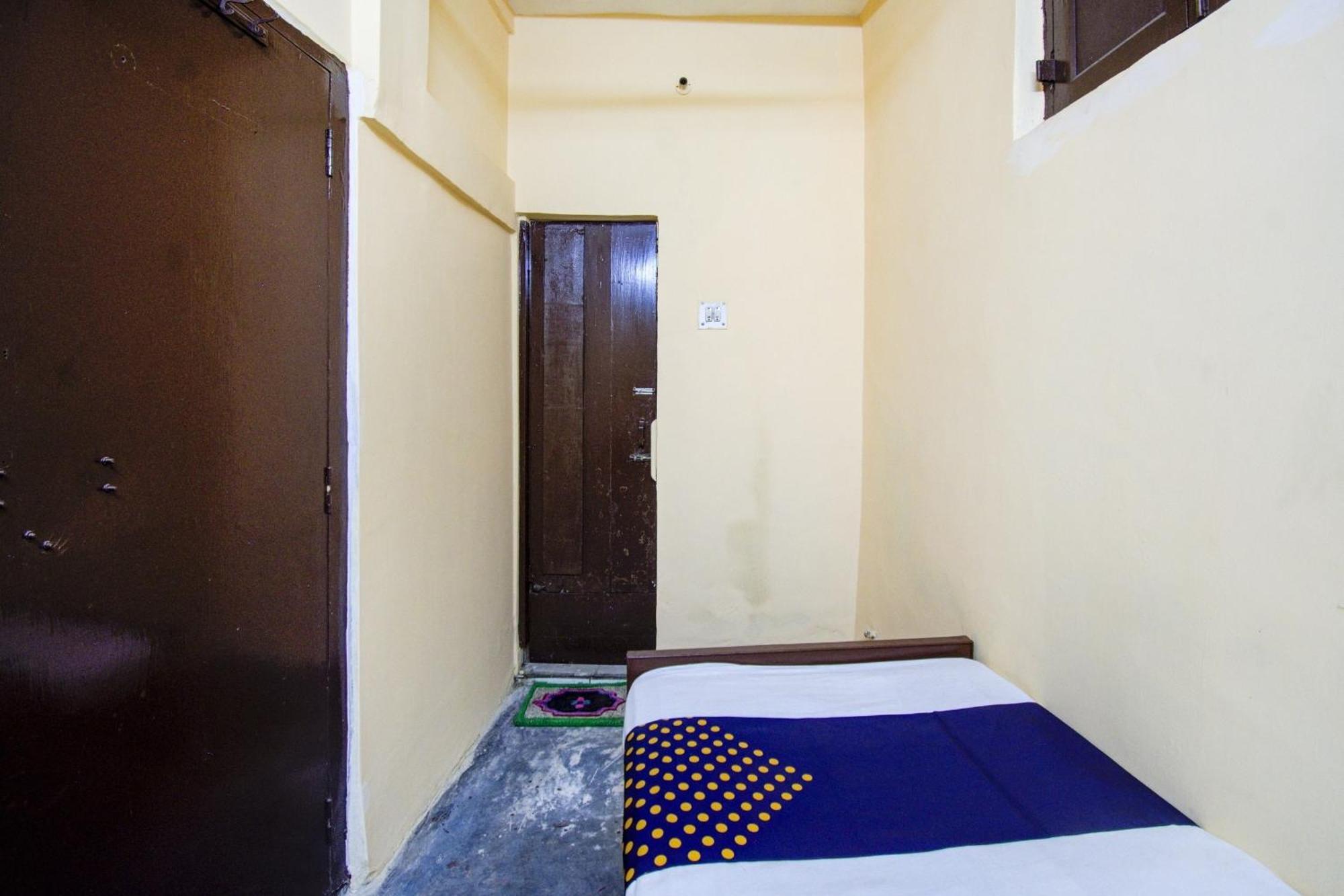Spot On Dear Hotel Calcutta Calcutta Bara Bazar Dış mekan fotoğraf